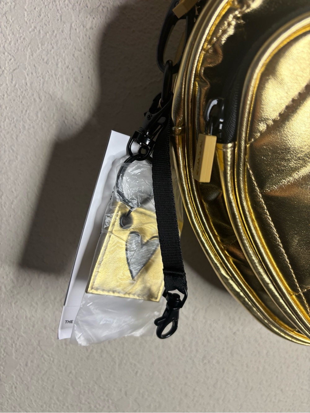 IHKWIP X Shawn Killinger Lover Quilted Heart Crossbody - Picture 4 of 5